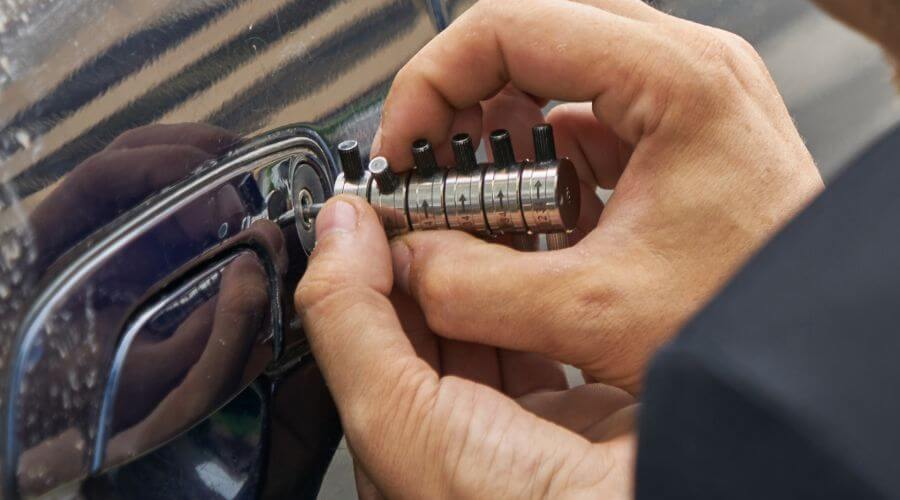 Expert Emergency Roof Repairs services in Yuma, TN